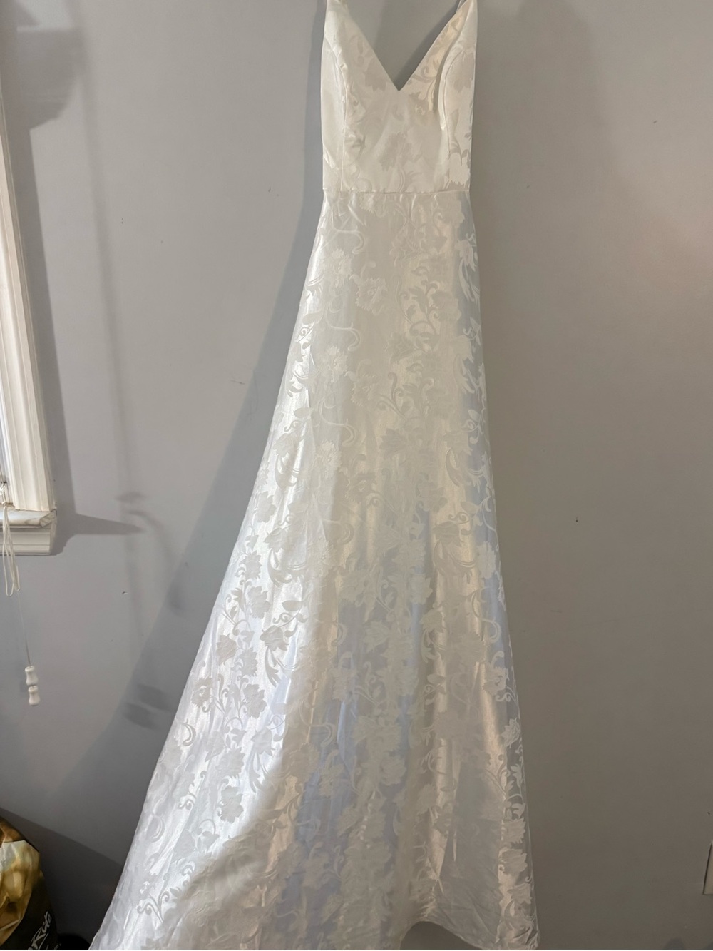 Lulu's Ivory/White Floral Jacquard V-Neck Maxi Dress
